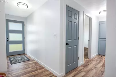 3910 Andover St, Eugene, OR 97404 - Photo 8