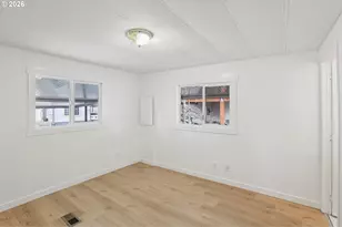 690 SW Liberty Bell Dr, Beaverton, OR 97006 - Photo 24