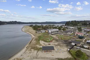 280 NW Huckleberry St, Waldport, OR 97394 - Photo 40