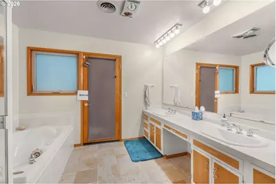 3820 Kenthorpe Way, West Linn, OR 97068 - Photo 22