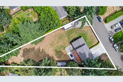 19751 Falcon Dr, Oregon City, OR 97045 - Photo 48