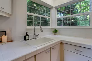 8610 SW Curry Dr, Wilsonville, OR 97070 - Photo 10