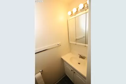 1903 W 31st St, Vancouver, WA 98660 - Photo 16