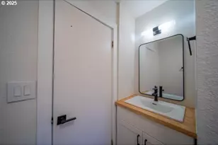 428 Elm Ave, Reedsport, OR 97467 - Photo 24