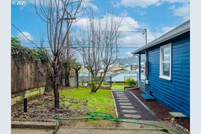 428 Elm Ave, Reedsport, OR 97467 - Photo 34