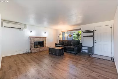 2410 Gilham Rd, Eugene, OR 97408 - Photo 8