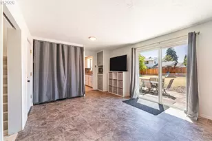 2410 Gilham Rd, Eugene, OR 97408 - Photo 22