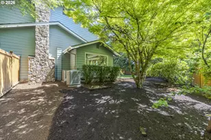 425 Stonegate St, Eugene, OR 97401 - Photo 48