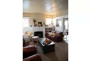 645 Juniper St, Junction City, OR 97448 - Photo 4