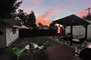 645 Juniper St, Junction City, OR 97448 - Photo 2