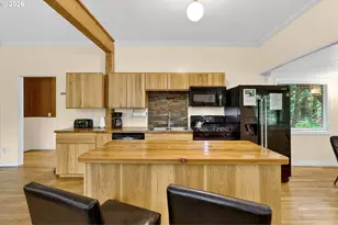 69458 E Vine Maple Dr, Rhododendron, OR 97049 - Photo 10