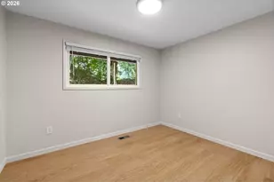 2211 SW Marigold St, Portland, OR 97219 - Photo 26