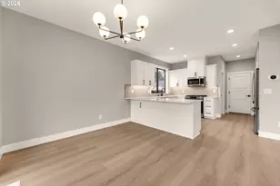 824 SE 35th St, Battle Ground, WA 98604 - Photo 8