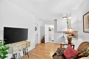 2820 NE Oregon St, Portland, OR 97232 - Photo 16