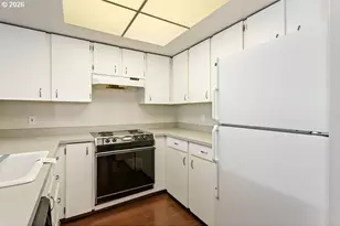 6685 W Burnside St, Portland, OR 97210 - Photo 14