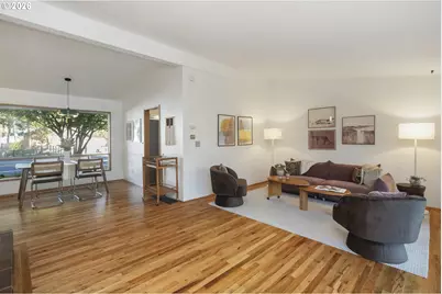 4569 SE 111th Ave, Portland, OR 97266 - Photo 8