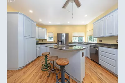 64977 Nehalem Hwy, Vernonia, OR 97064 - Photo 10