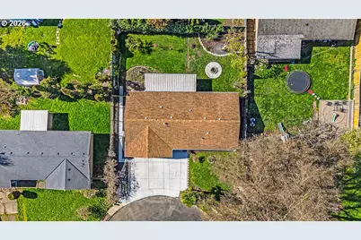 180 Woodcrest Ct, Woodburn, OR 97071 - Photo 30