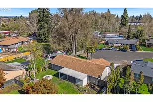 180 Woodcrest Ct, Woodburn, OR 97071 - Photo 26