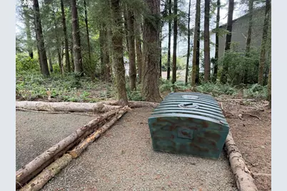 Russell Dr, Florence, OR 97439 - Photo 14