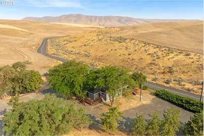 73000 Gordon Ridge Rd, Wasco, OR 97065 - Photo 2