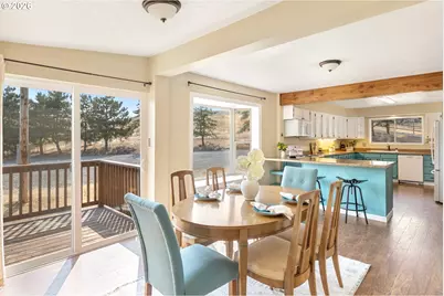 73000 Gordon Ridge Rd, Wasco, OR 97065 - Photo 10