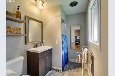 4570 39th Ave, Salem, OR 97301 - Photo 18