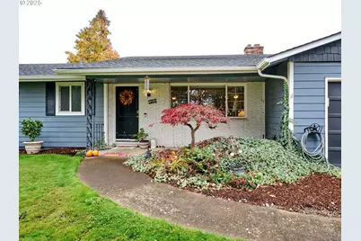 4570 39th Ave, Salem, OR 97301 - Photo 2