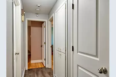 4570 39th Ave, Salem, OR 97301 - Photo 24