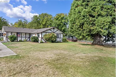 1225 W 10th Ave #50, Junction City, OR 97448 - Photo 38