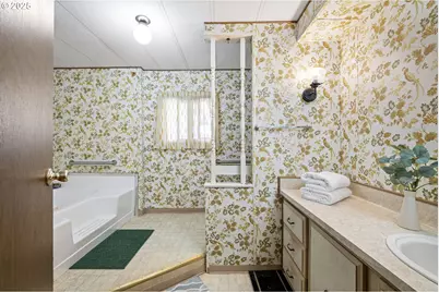 1225 W 10th Ave #50, Junction City, OR 97448 - Photo 20