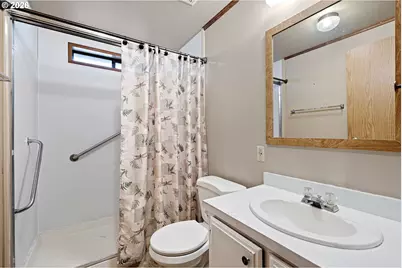 658 S 57th St #81, Springfield, OR 97478 - Photo 18