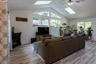 4364 Fox Hollow Rd, Eugene, OR 97405 - Photo 10