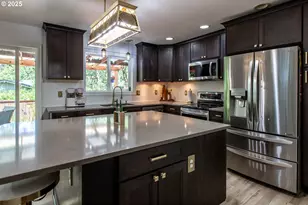 4364 Fox Hollow Rd, Eugene, OR 97405 - Photo 18