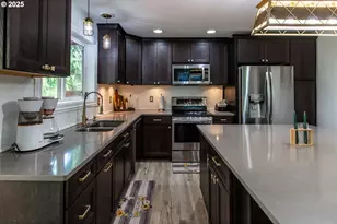 4364 Fox Hollow Rd, Eugene, OR 97405 - Photo 20