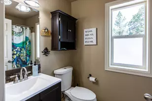 4364 Fox Hollow Rd, Eugene, OR 97405 - Photo 34