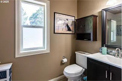 4364 Fox Hollow Rd, Eugene, OR 97405 - Photo 30