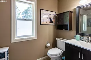 4364 Fox Hollow Rd, Eugene, OR 97405 - Photo 30