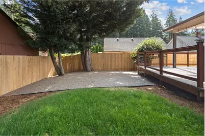 141 NW Cody Ct, Hillsboro, OR 97124 - Photo 16