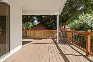 141 NW Cody Ct, Hillsboro, OR 97124 - Photo 10
