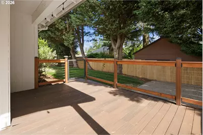 141 NW Cody Ct, Hillsboro, OR 97124 - Photo 12