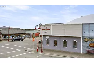 325 SE 2nd St, Bandon, OR 97411 - Photo 1