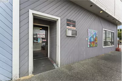 325 SE 2nd St, Bandon, OR 97411 - Photo 22