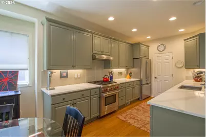 15502 NW Par Ct, Portland, OR 97229 - Photo 10