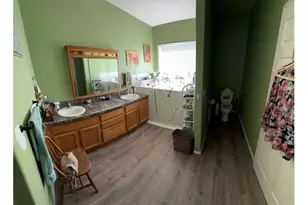 10910 NW 7th Ave, Vancouver, WA 98685 - Photo 16