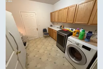 10910 NW 7th Ave, Vancouver, WA 98685 - Photo 14