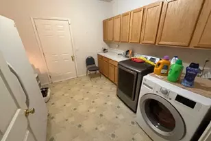 10910 NW 7th Ave, Vancouver, WA 98685 - Photo 14