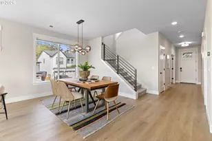 15204 SW Flatcreek Ln, Tigard, OR 97224 - Photo 8