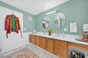 1144 Winchester Ave, Winchester Bay, OR 97467 - Photo 34