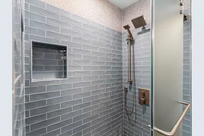 4555 NE 119th Ave, Portland, OR 97220 - Photo 16